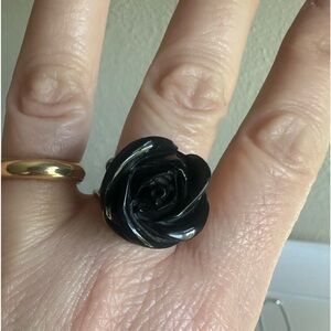 Black Onyx and 18k white gold carved rose ring. Custom made in Italy